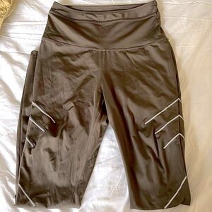 Guess Dalia Active Wear Brown/Green leggings, Size S